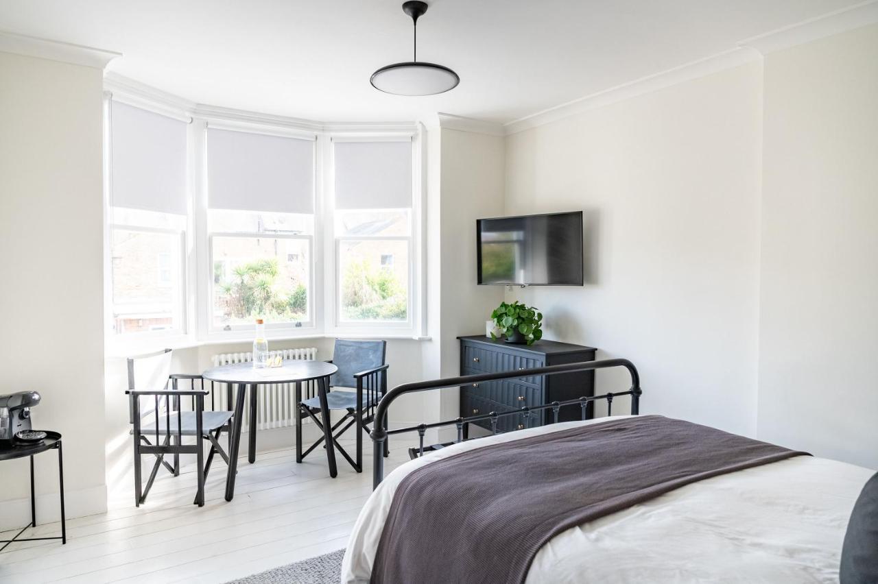 Bed and Breakfast Doghouse Margate Esterno foto